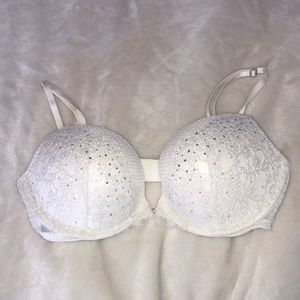 VICTORIAS SECRET PUSH UP BRA